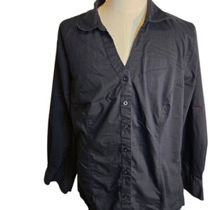 Fashion Bug V-Neck Black Button-Up Shirt